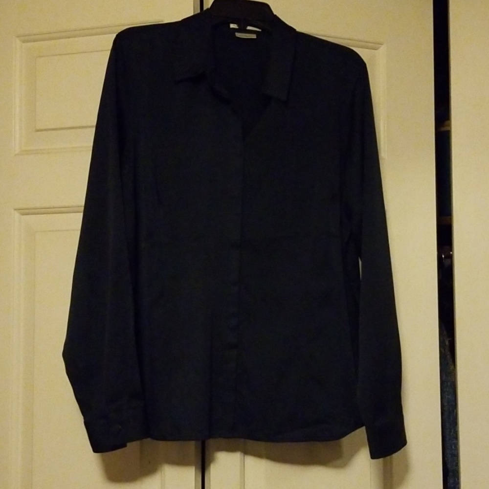 Long sleeved Navy blouse